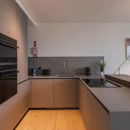River View 1Bdr Apartment By Lovelystay-3